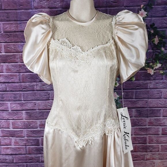 Lorrie Kabala Full Length Poof Sleeve Ivory Dress - Picture 2 of 12